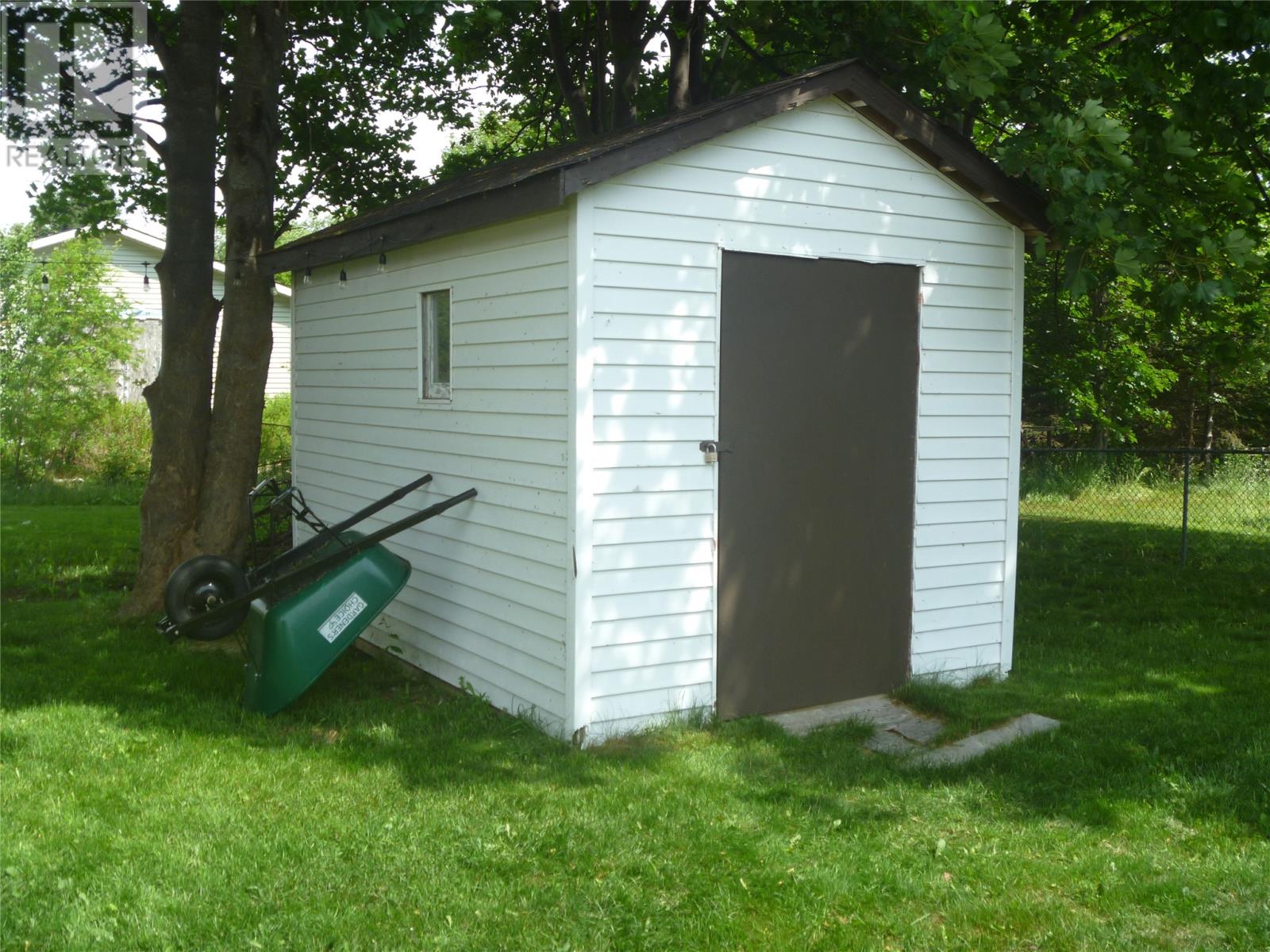 20 Jane's Avenue - 9