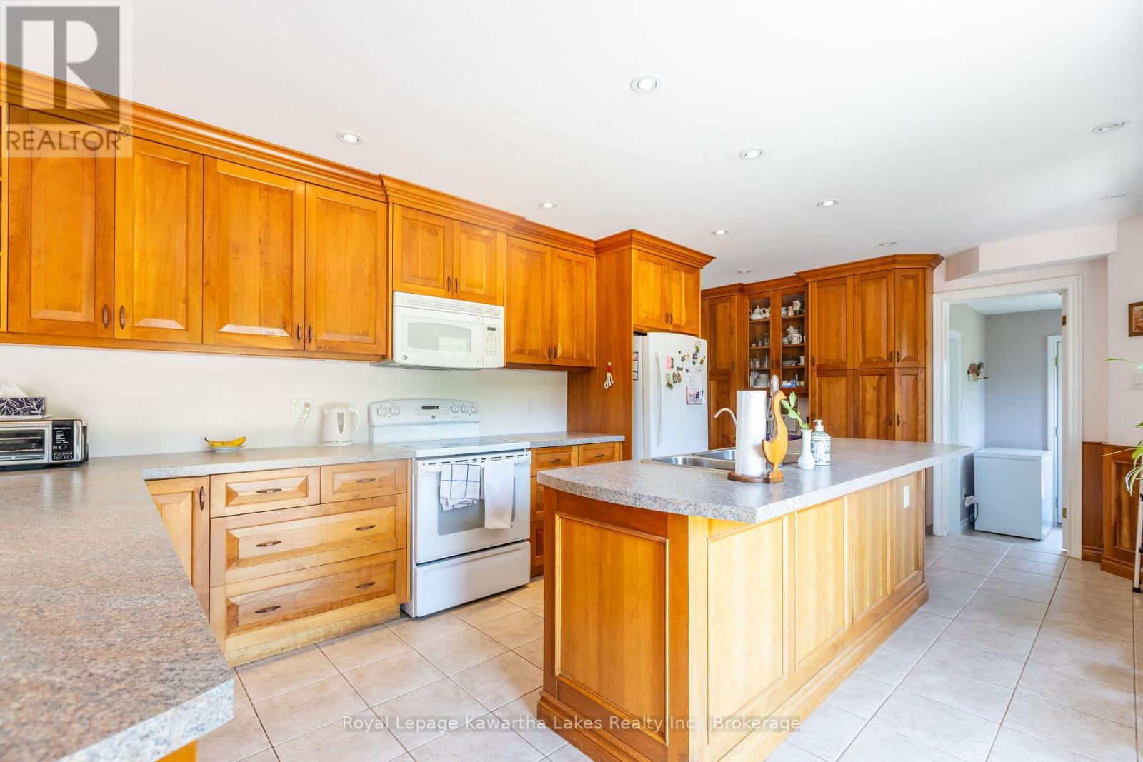 9 ROSCO LANE - 14