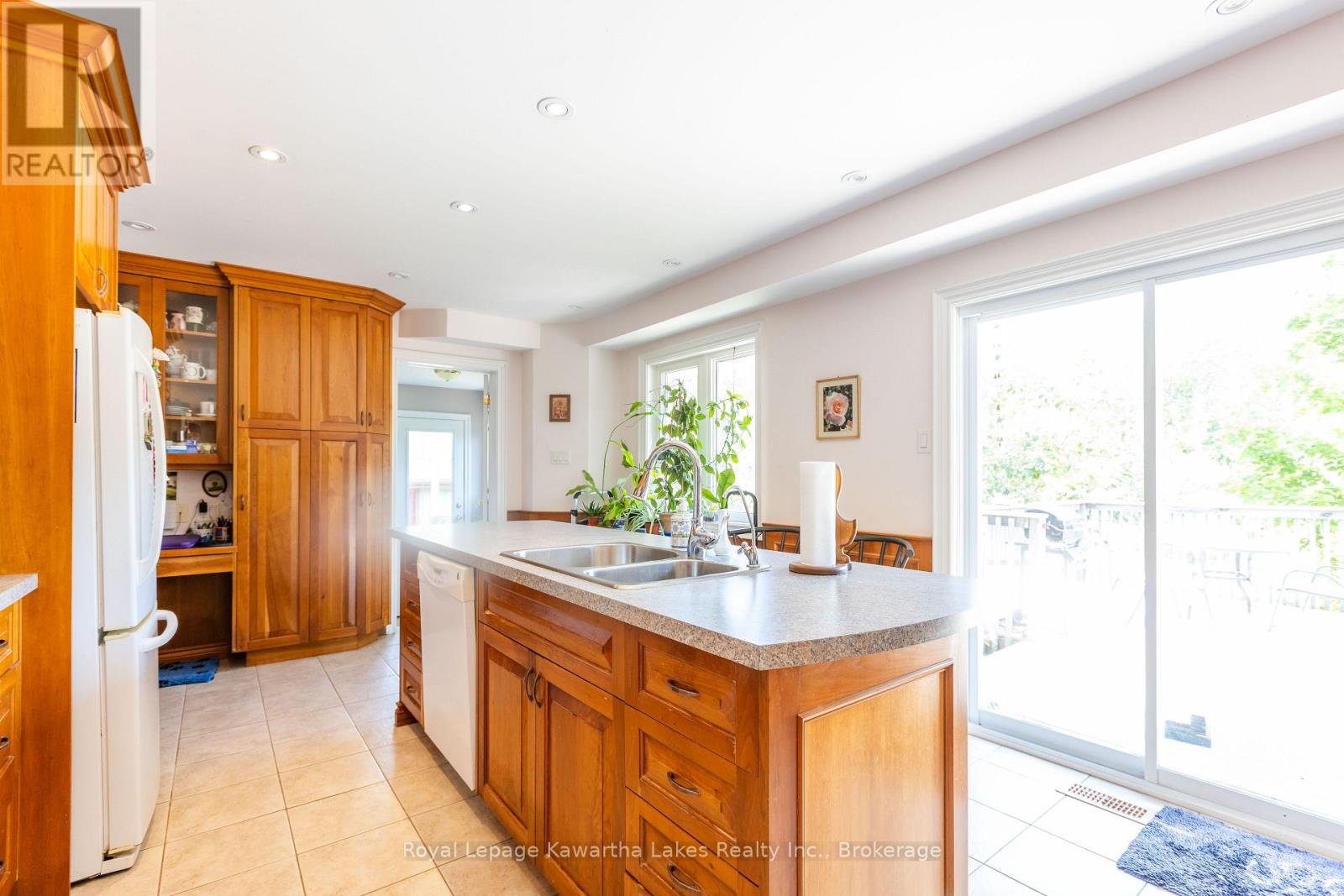 9 ROSCO LANE - 15