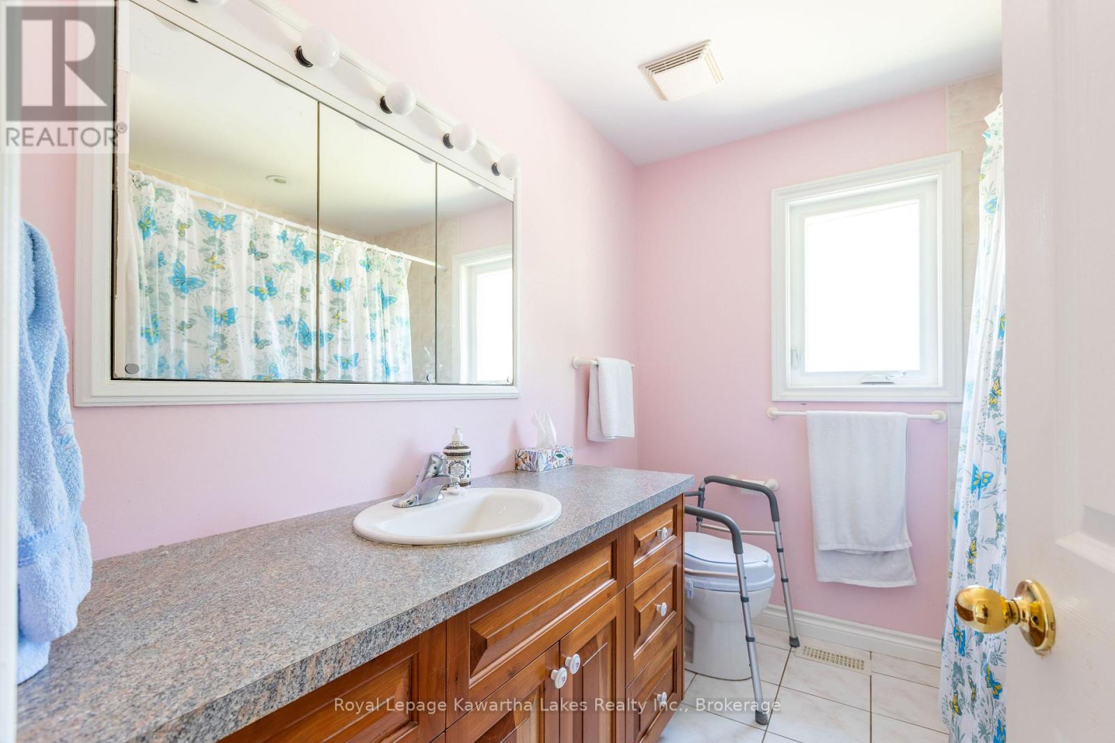 9 ROSCO LANE - 24