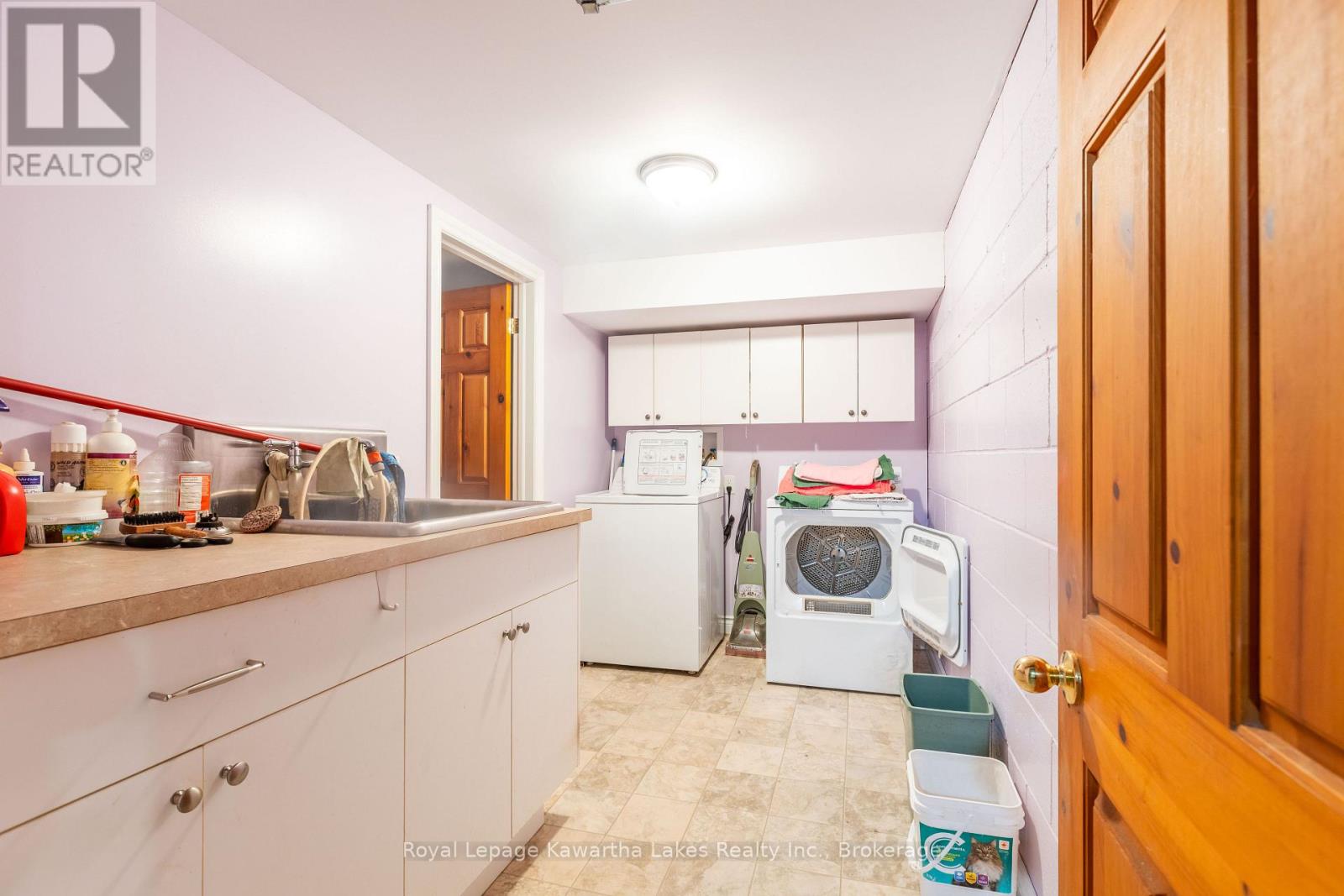 9 ROSCO LANE - 33