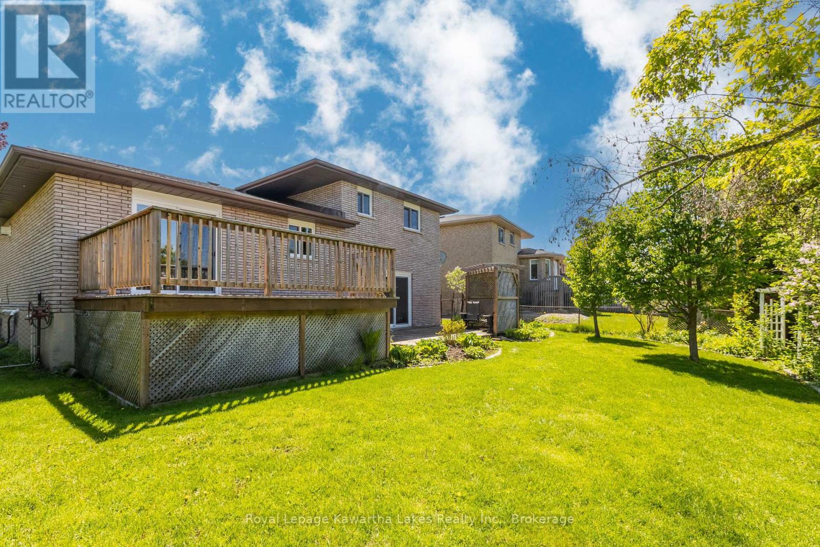 28 ANDREW DRIVE - 32