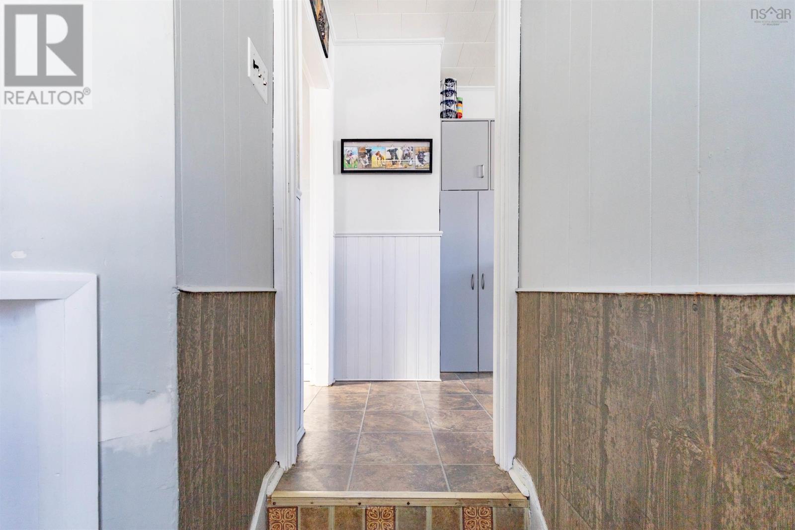 31 Hillcrest Street - 29