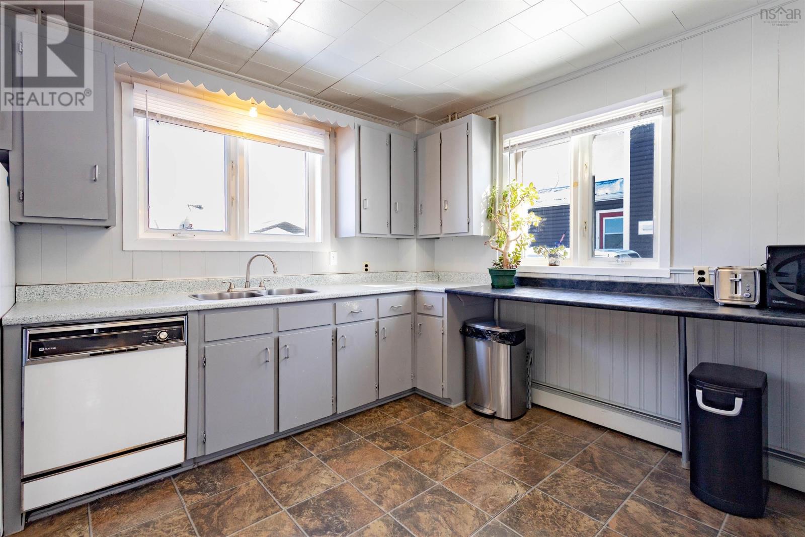 31 Hillcrest Street - 6