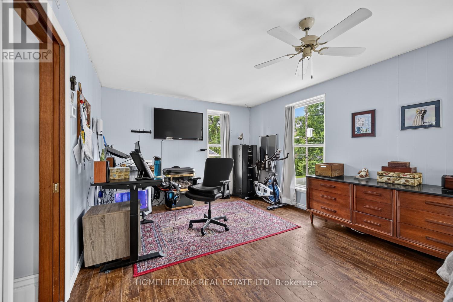 186 KING STREET E - 21