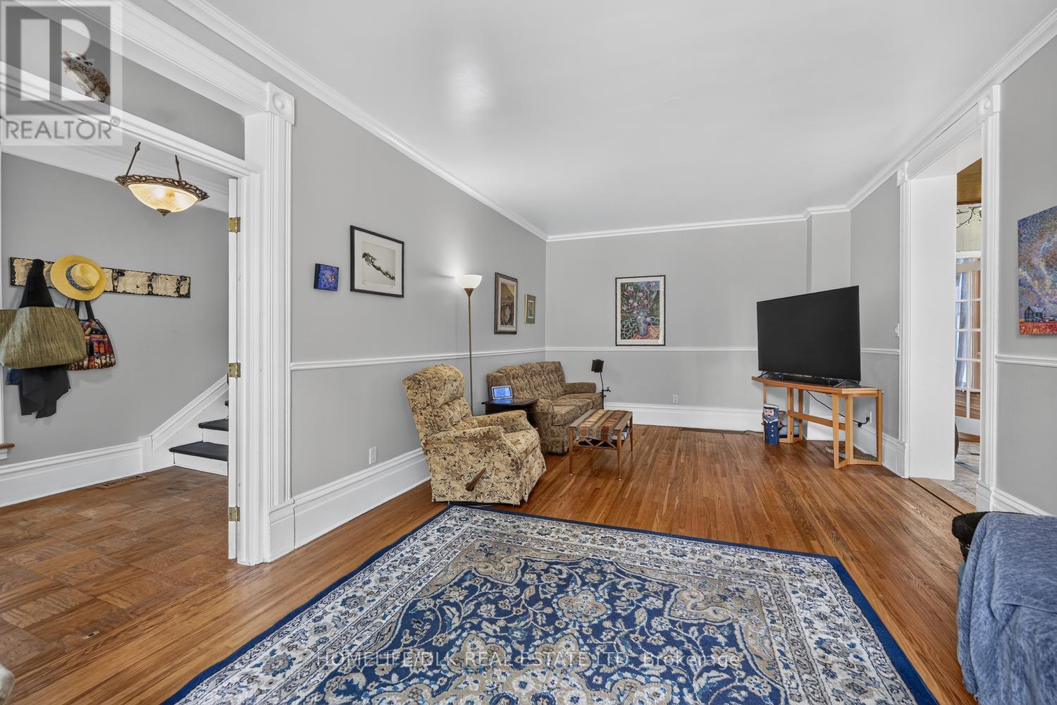 186 KING STREET E - 8