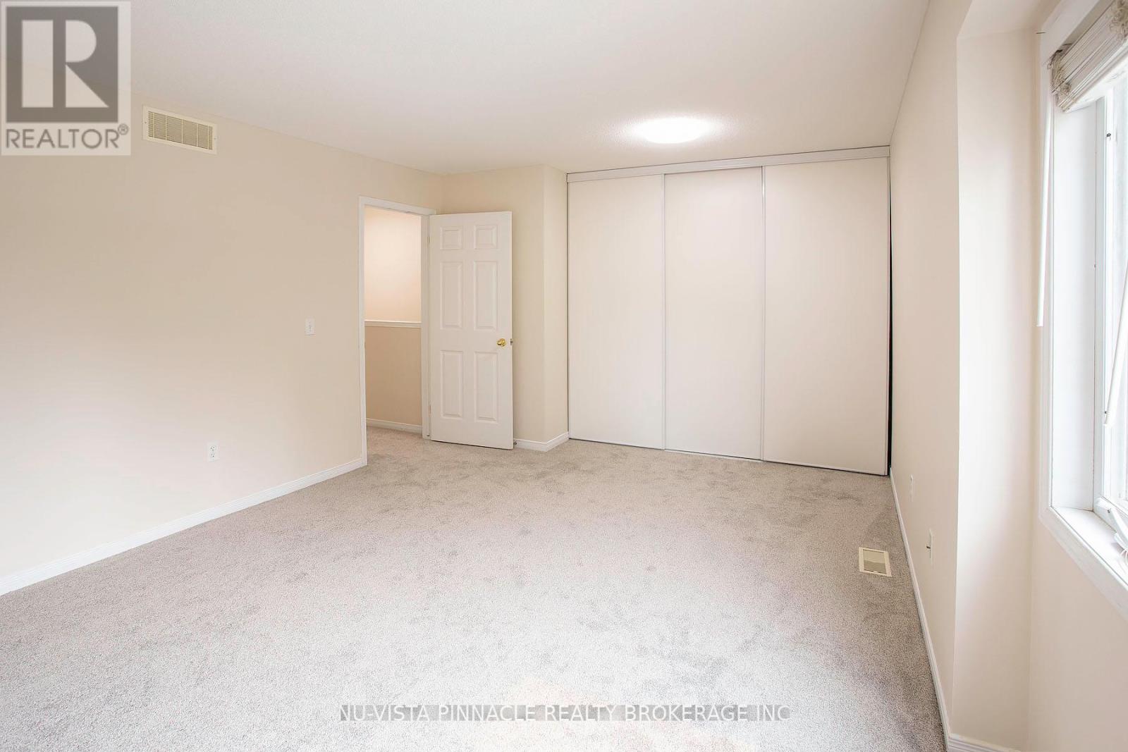 #18 780 FANSHAWE PARK ROAD E - 20