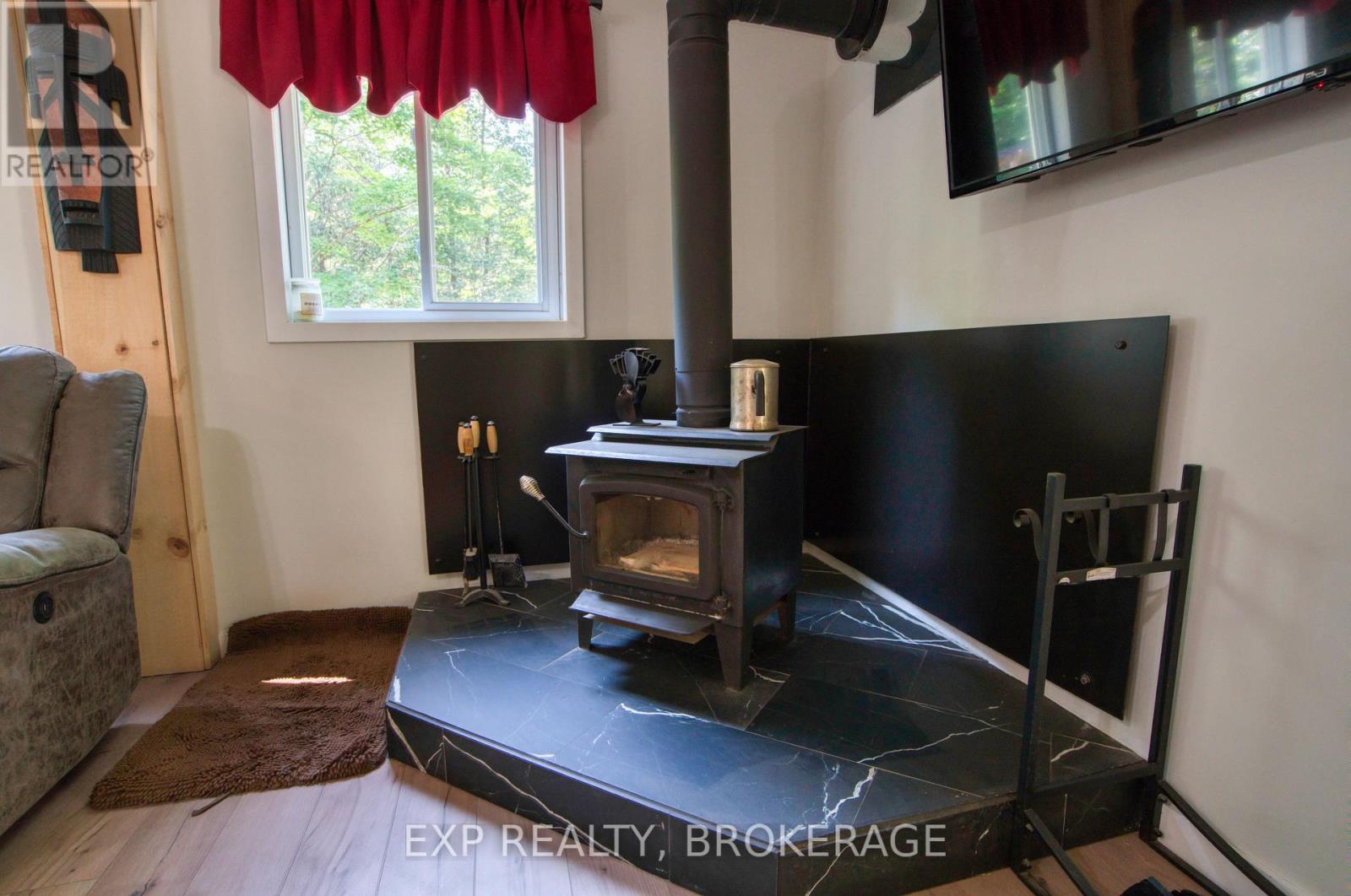 1427 LEWIS ROAD - 12