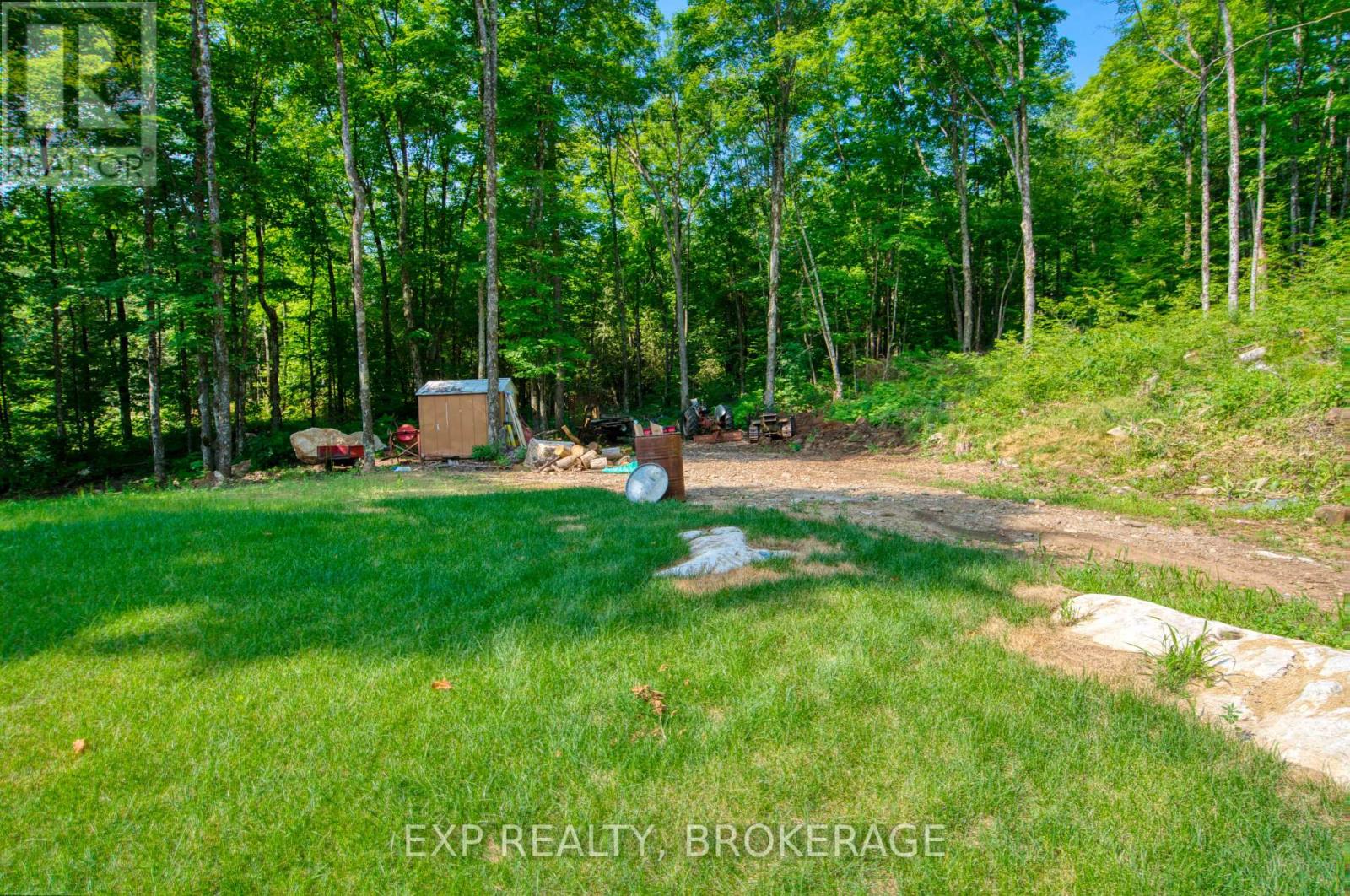 1427 LEWIS ROAD - 35