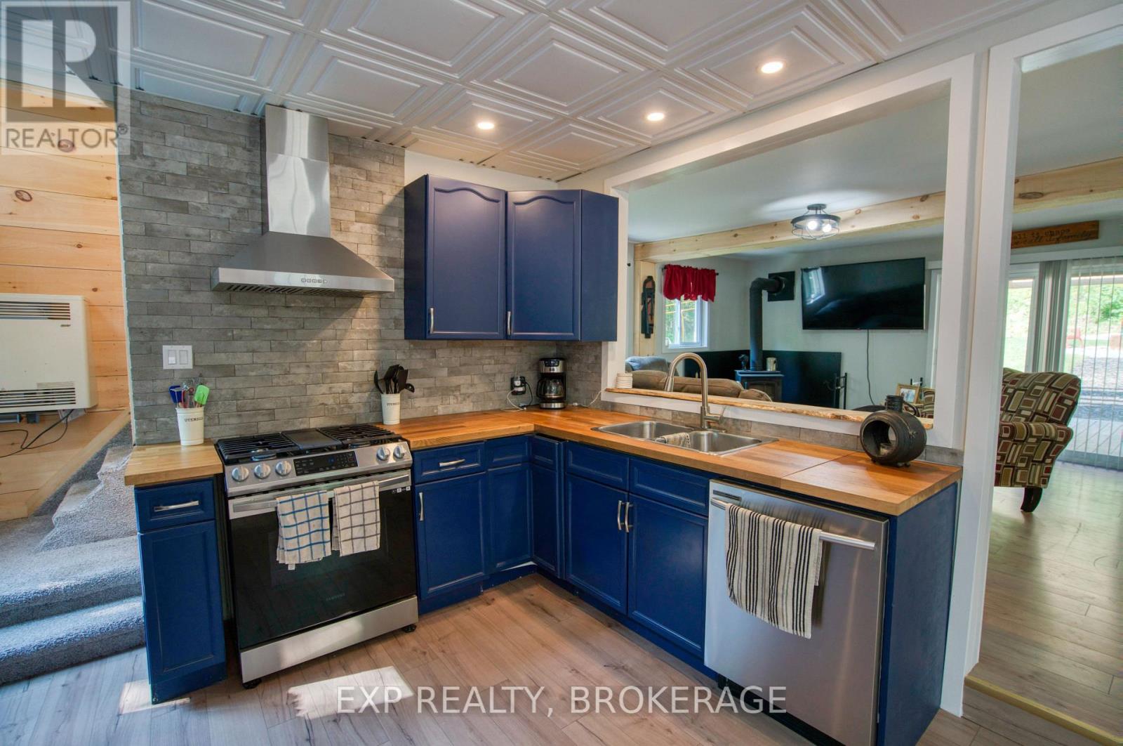 1427 LEWIS ROAD - 6