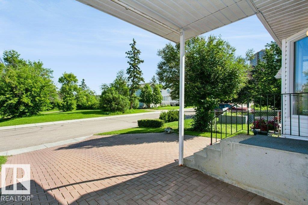 10057 91 AV NW - 15