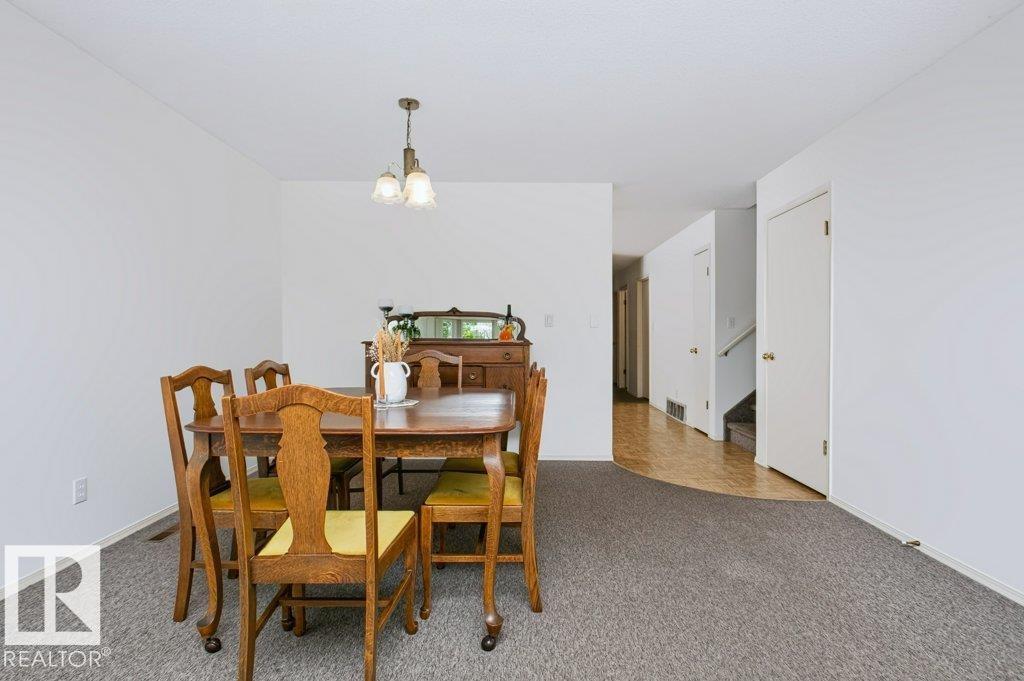 10057 91 AV NW - 19