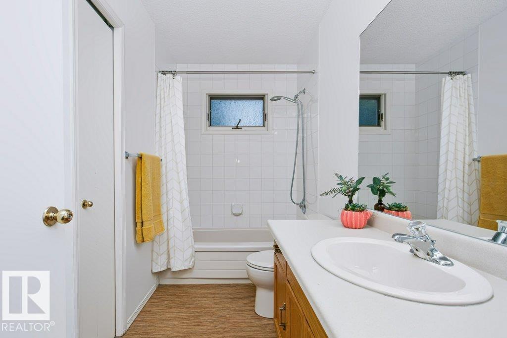 10057 91 AV NW - 27