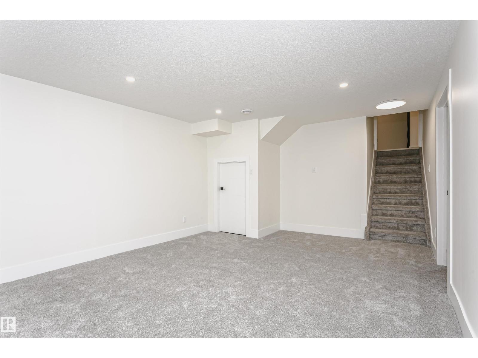 3412 108 ST NW - 47