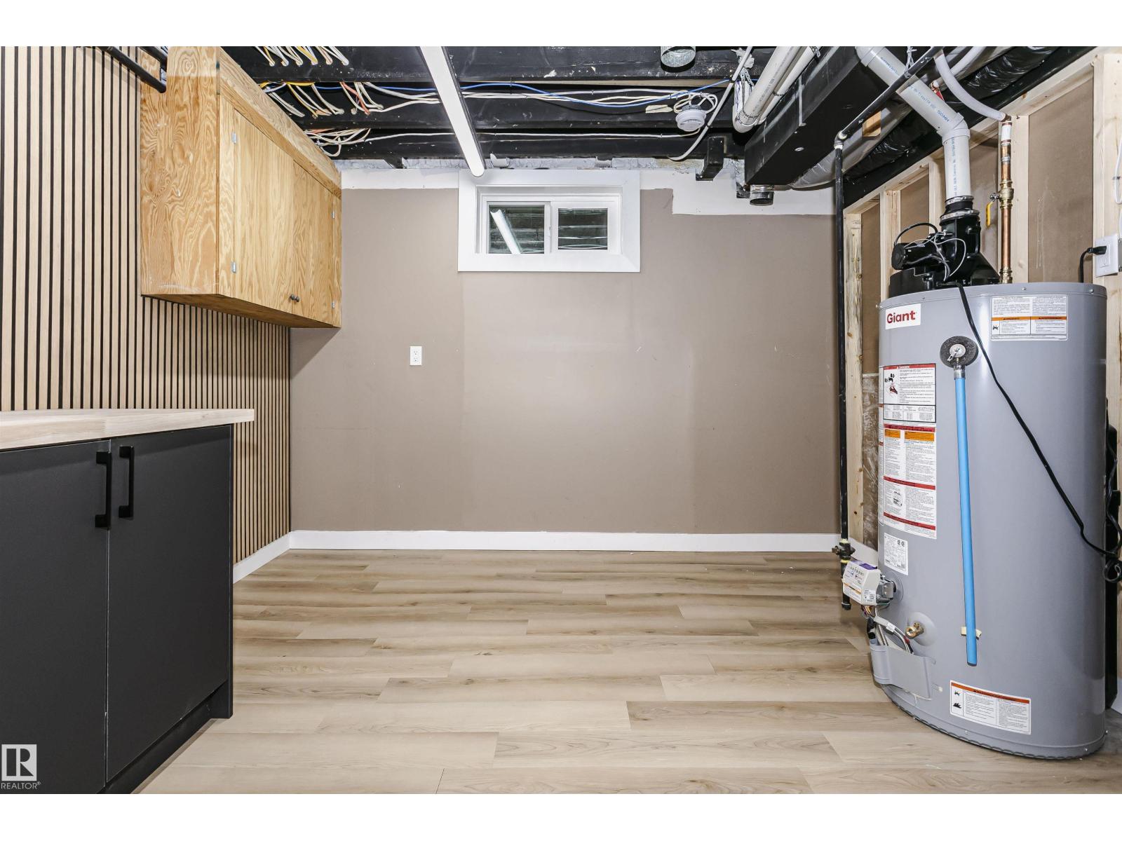 3412 108 ST NW - 50