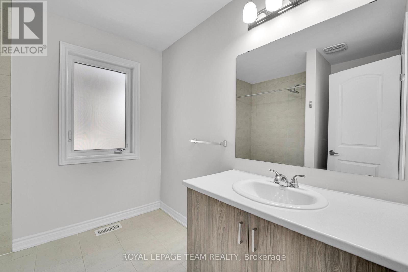 59 MOONBEAM STREET - 20