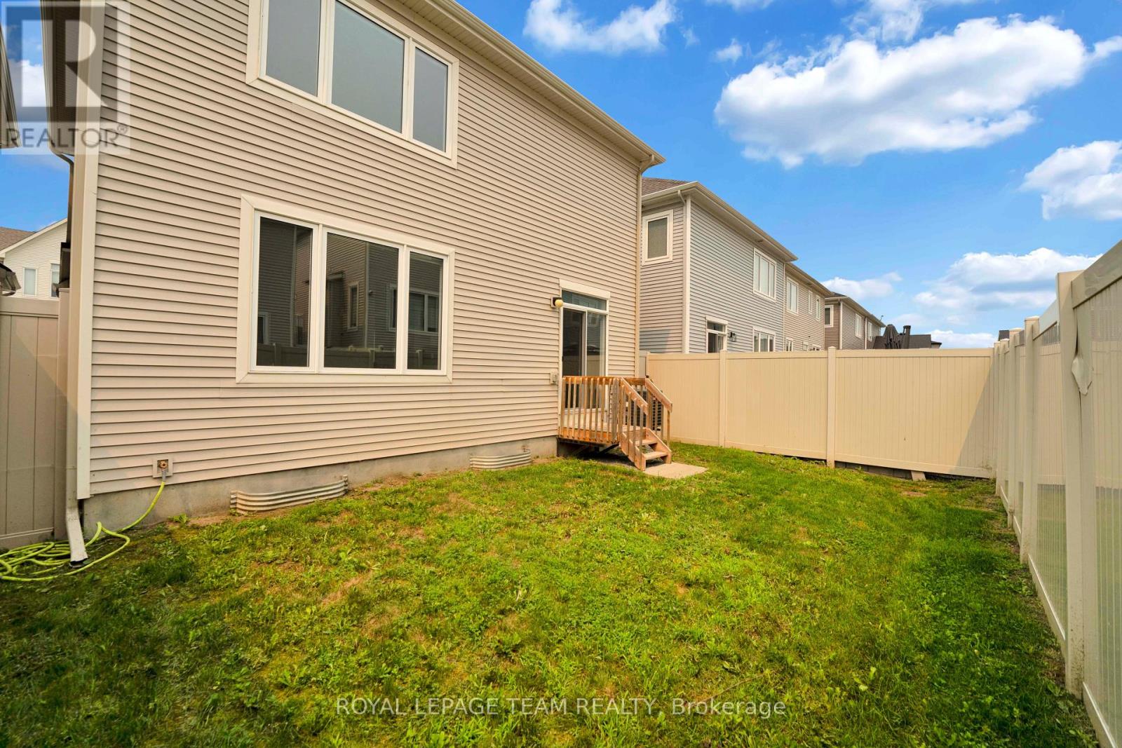 59 MOONBEAM STREET - 32