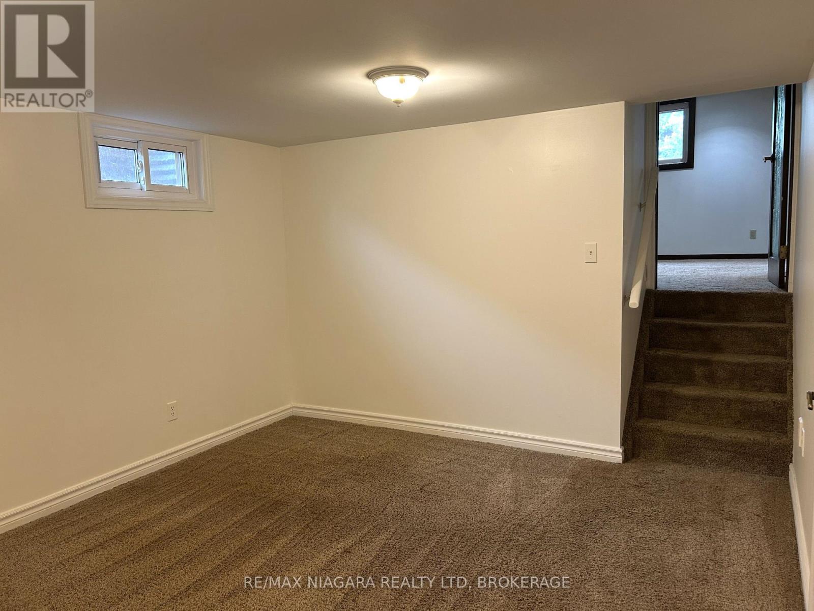 26 FRIARS COURT - 24