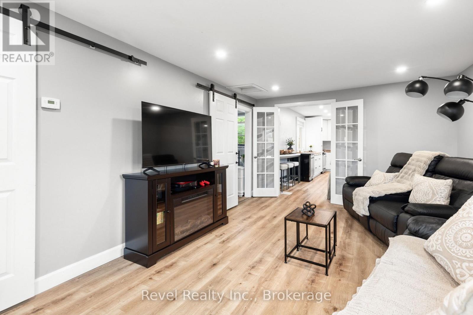 78 GOLDEN MILE ROAD - 10