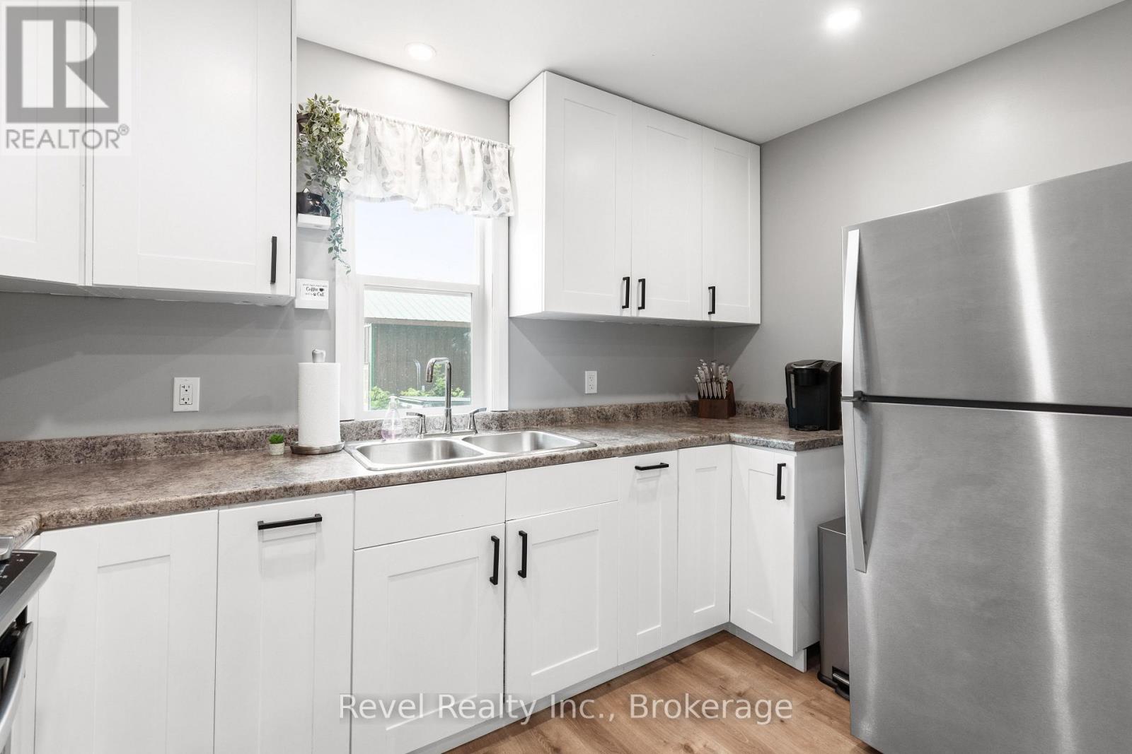 78 GOLDEN MILE ROAD - 23