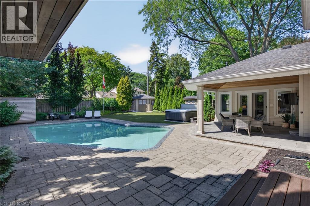 4461 TREMINEER Avenue - Image 26