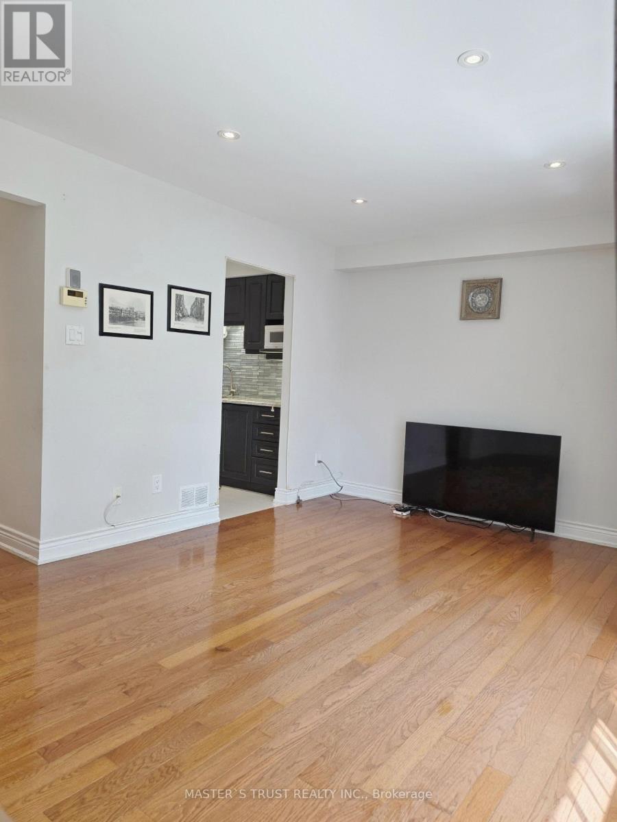10 ELSA VINE WAY - 8