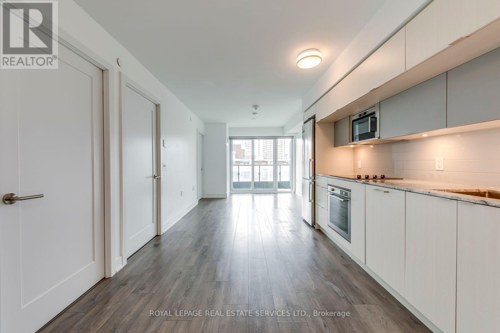 #1320 585 BLOOR STREET E - 6