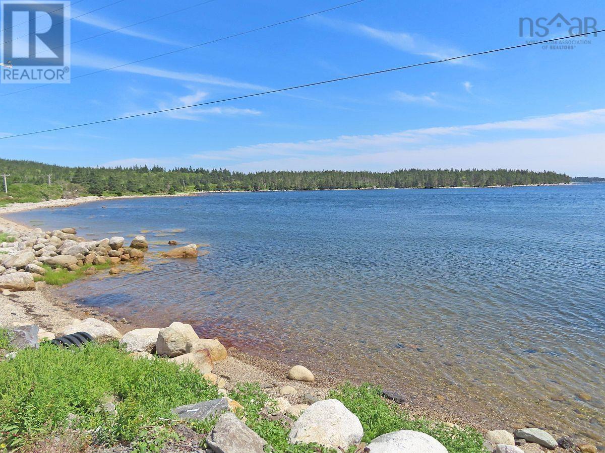 Property 43 of 50 of Lot 12 316 Hwy (English Harbour)