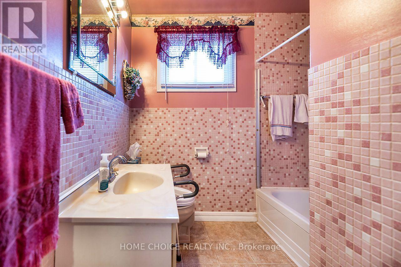 341 ROSEDALE DRIVE - 11