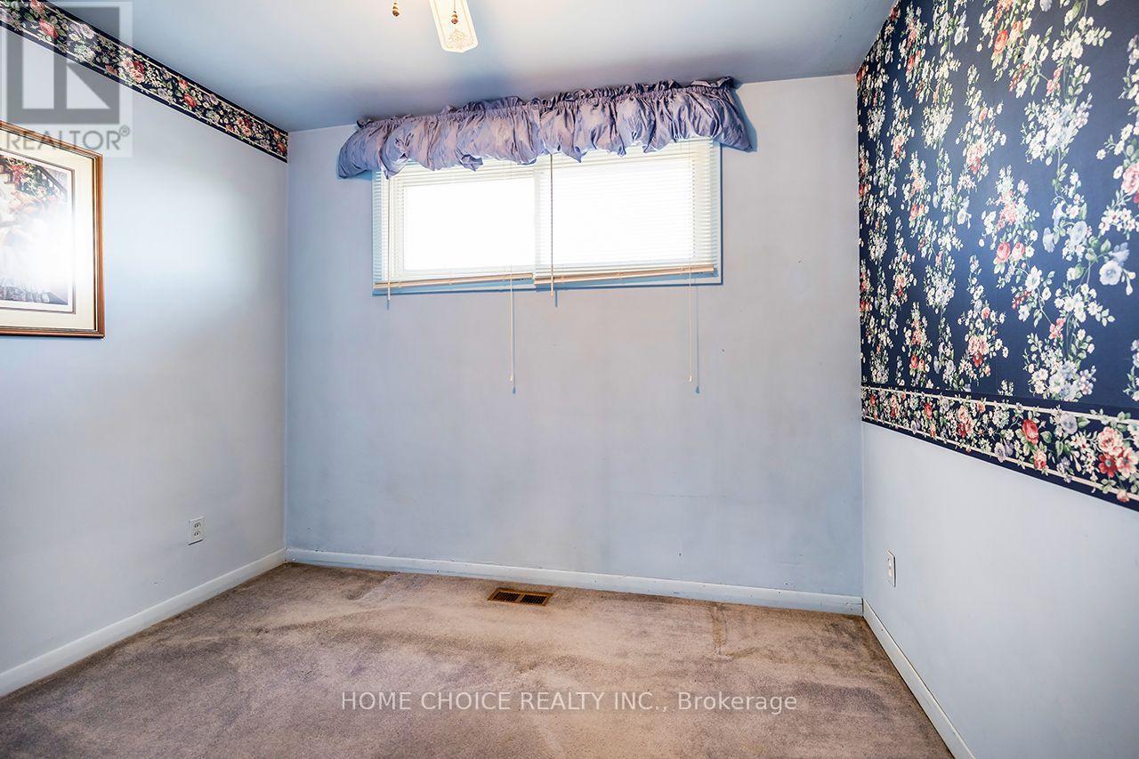 341 ROSEDALE DRIVE - 12
