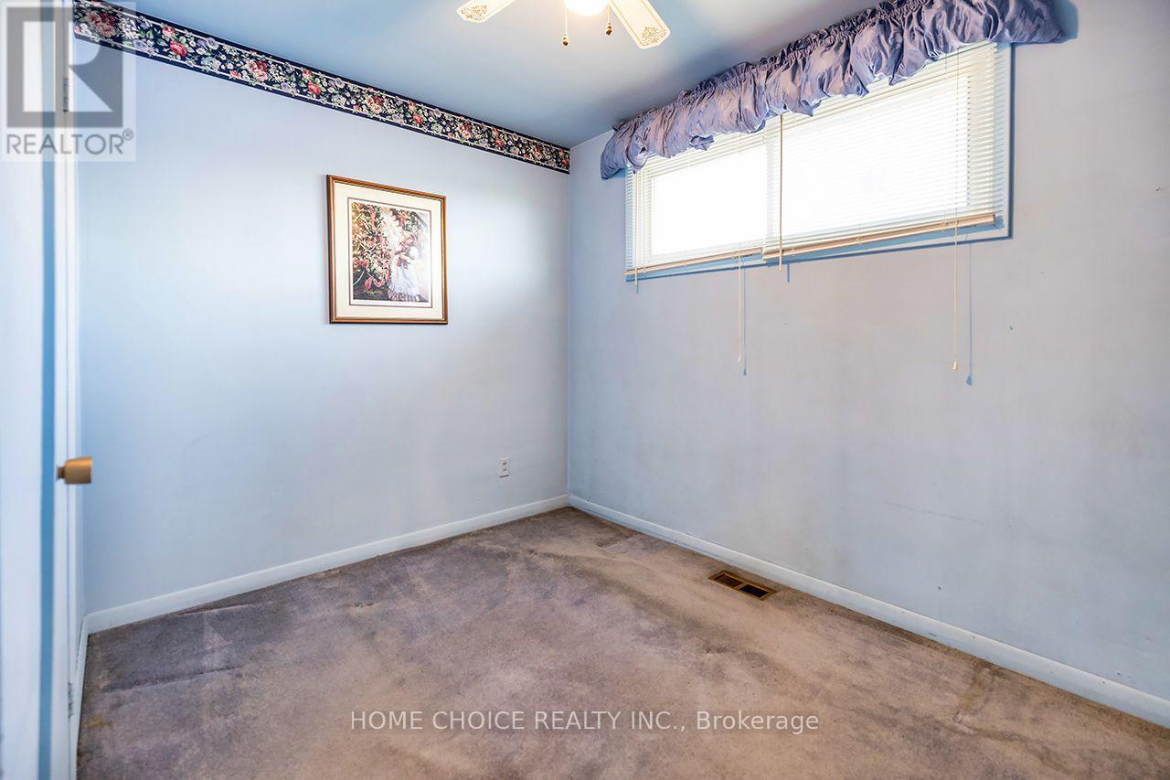341 ROSEDALE DRIVE - 13