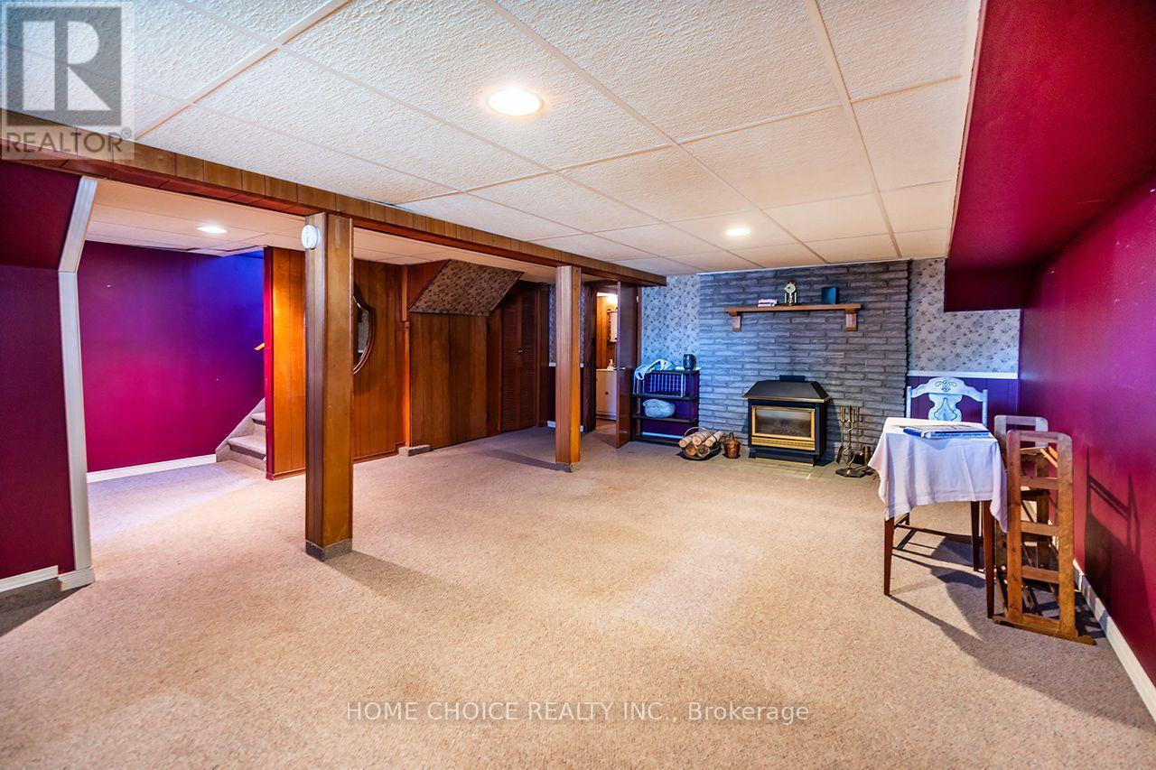 341 ROSEDALE DRIVE - 21