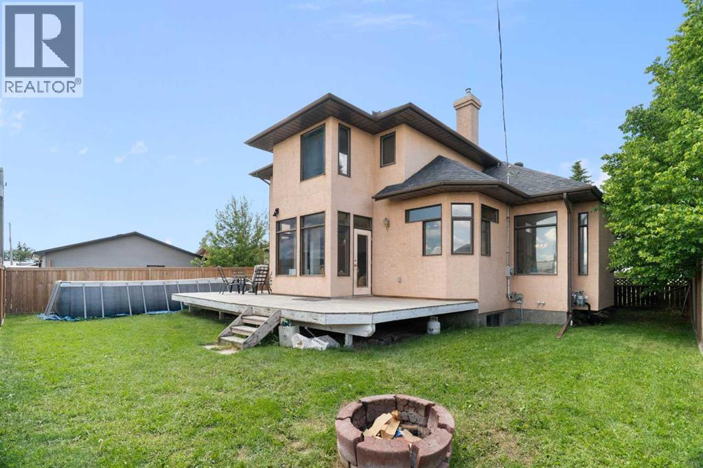 210 McKinnon Drive - 4