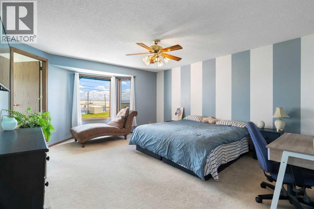 210 McKinnon Drive - 20