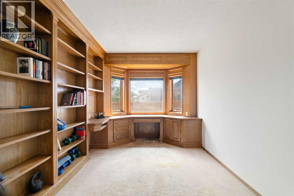 210 McKinnon Drive - 16