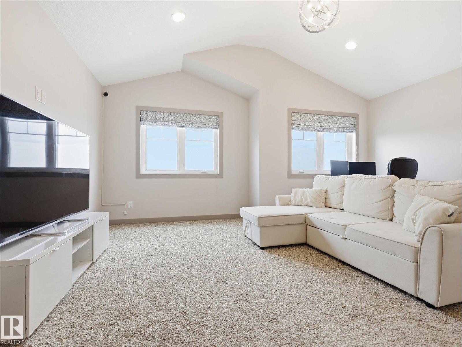 2115 AUXIER CO SW - 15