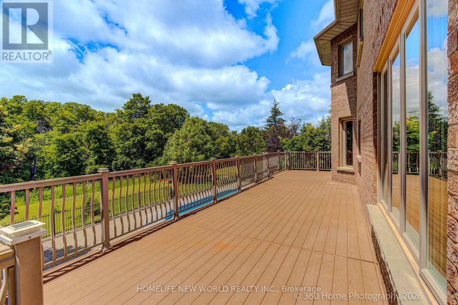 212 BURNS BOULEVARD - 11