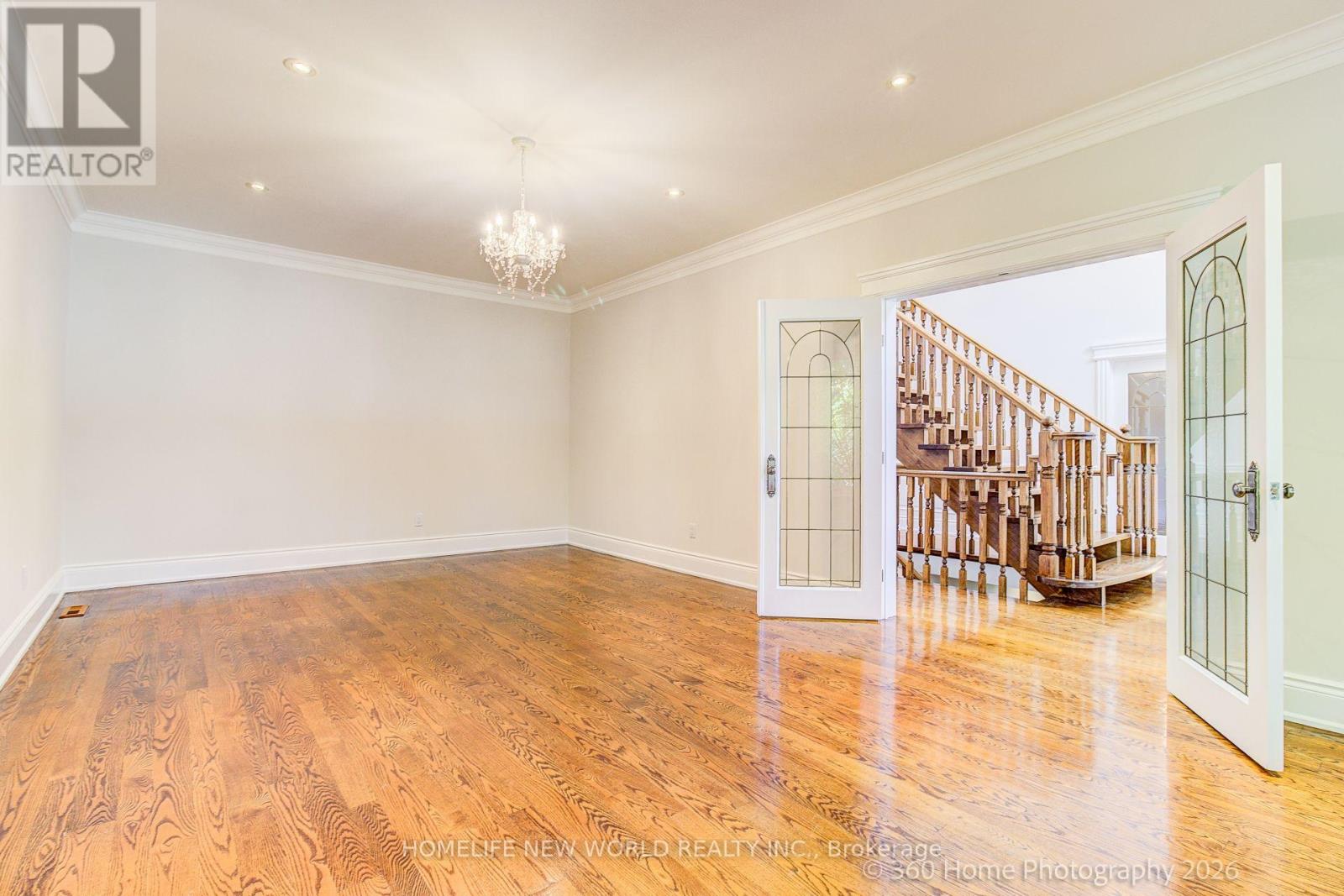 212 BURNS BOULEVARD - 14