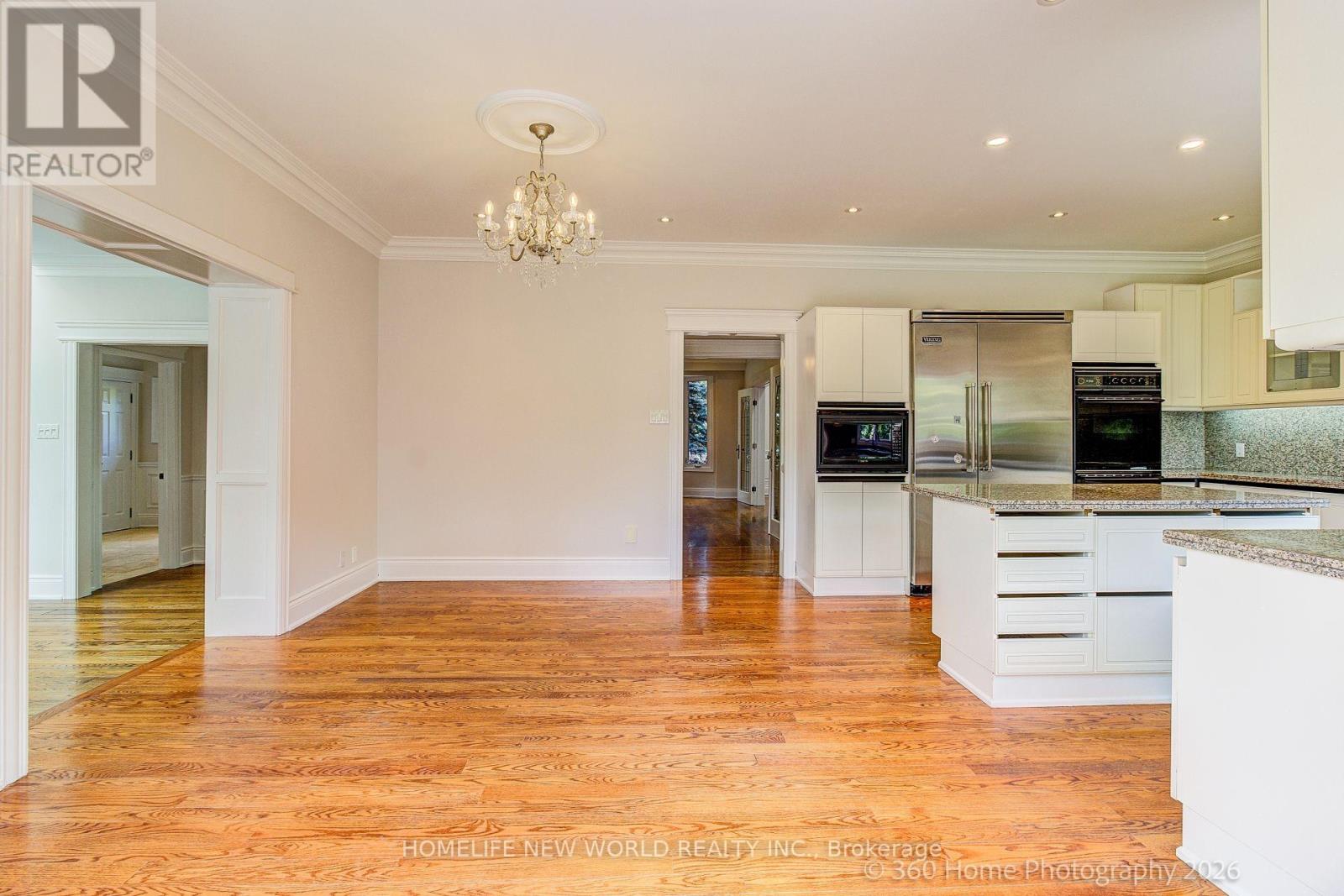212 BURNS BOULEVARD - 21