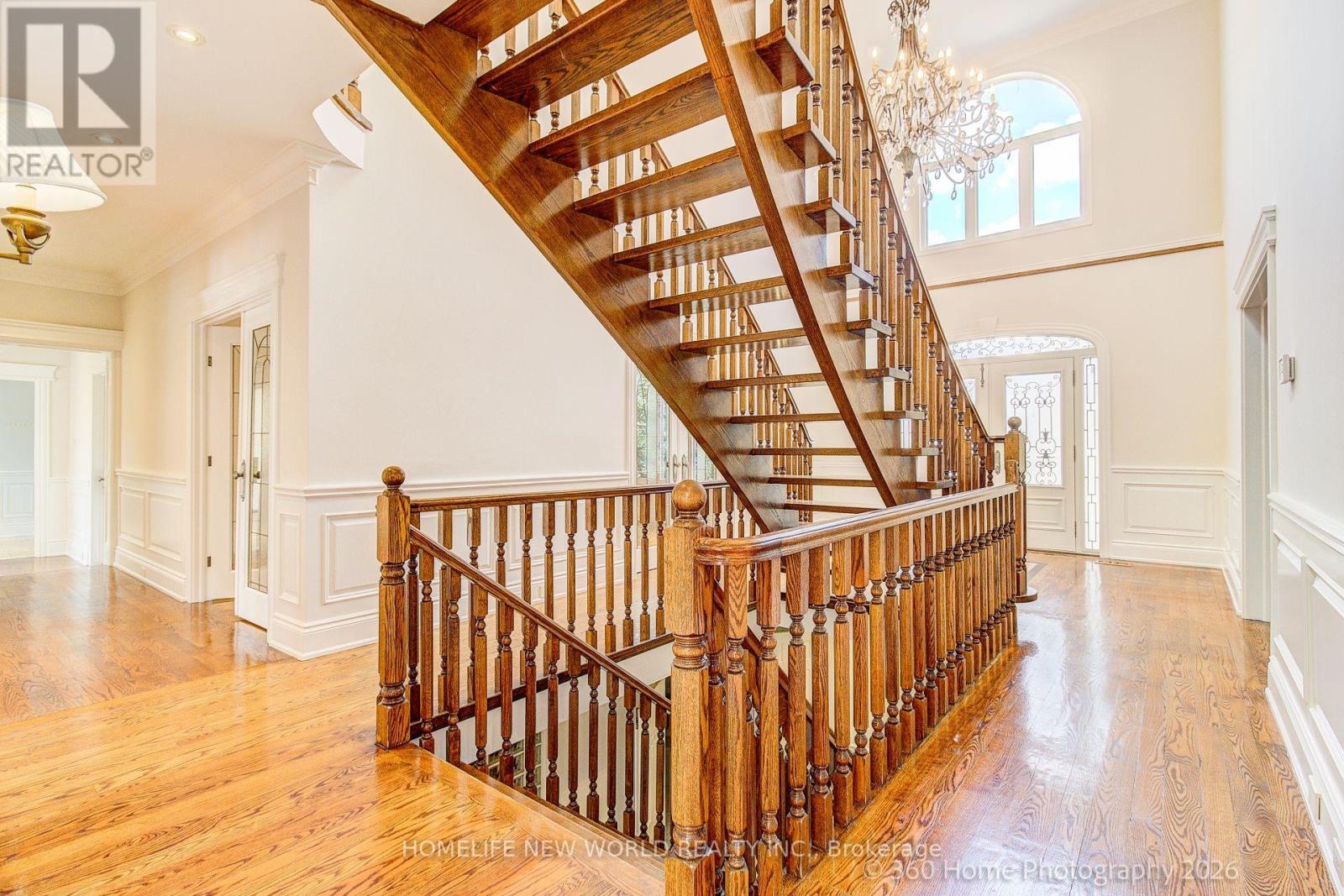 212 BURNS BOULEVARD - 31