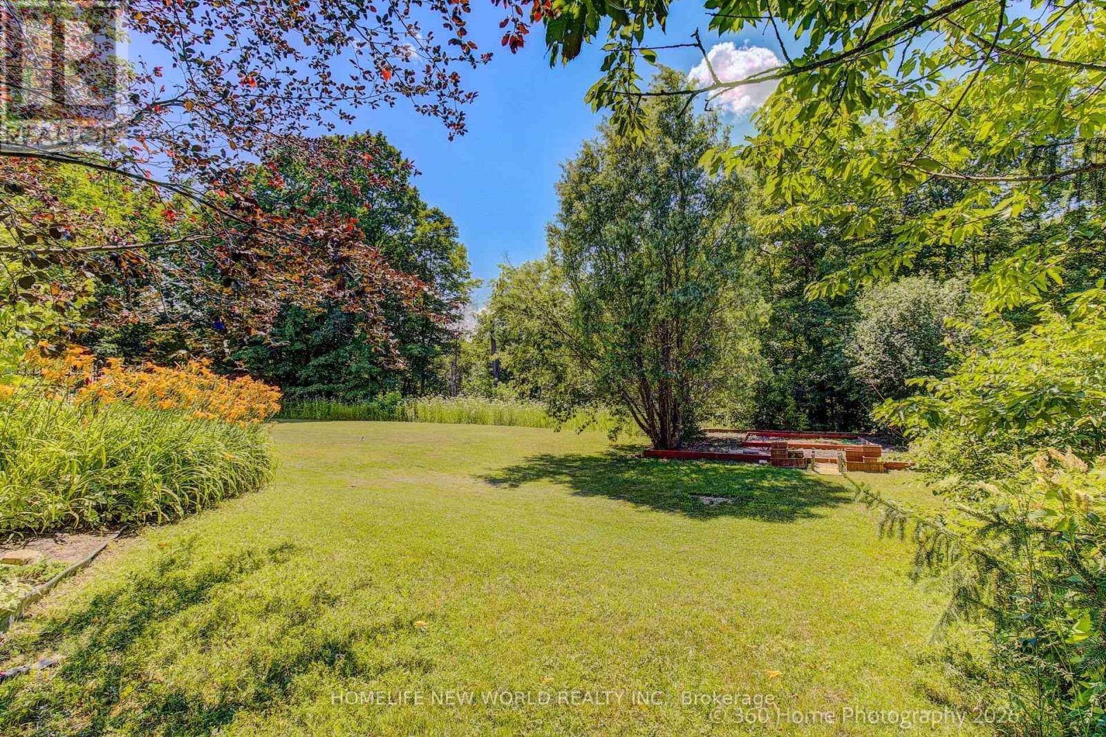 212 BURNS BOULEVARD - 5