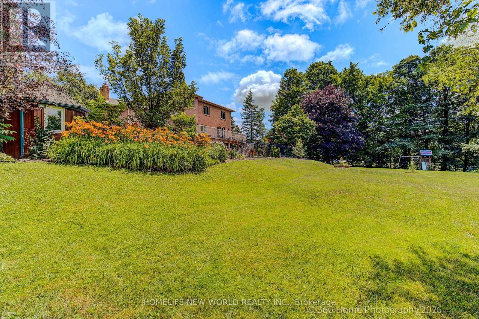 212 BURNS BOULEVARD - 6