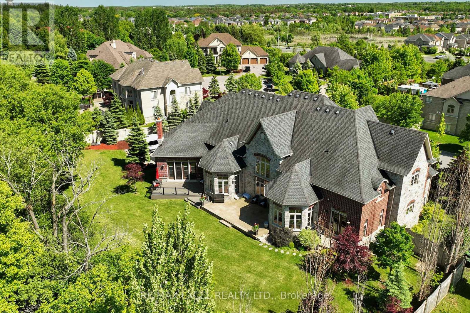 2 BEAU COURT - 38