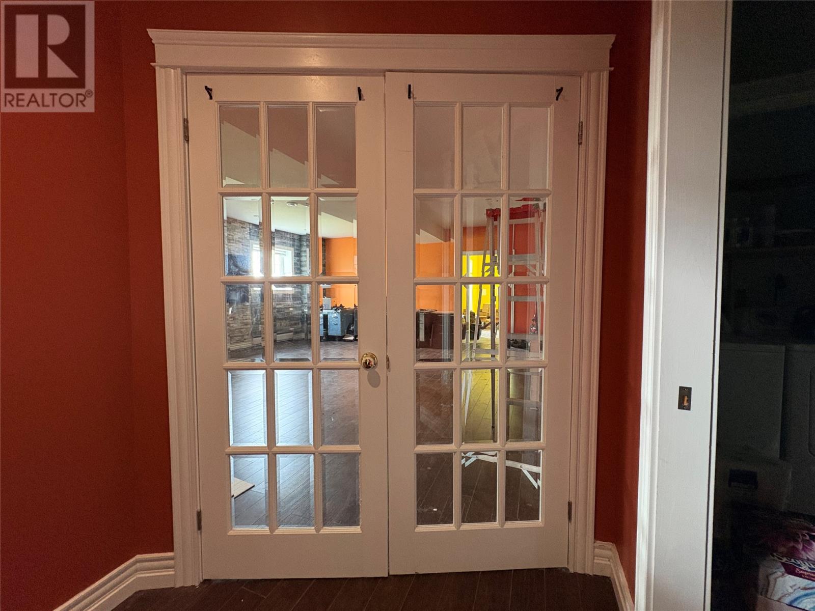 9 Davis Drive thumbnail 21