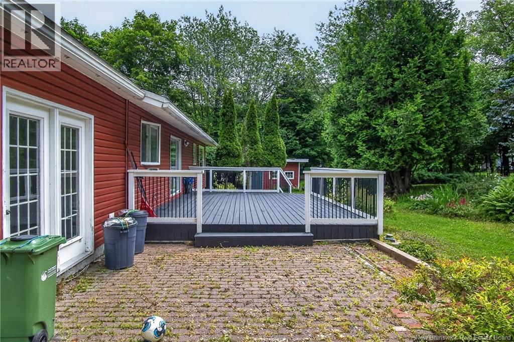18 Forest Road - Image 42
