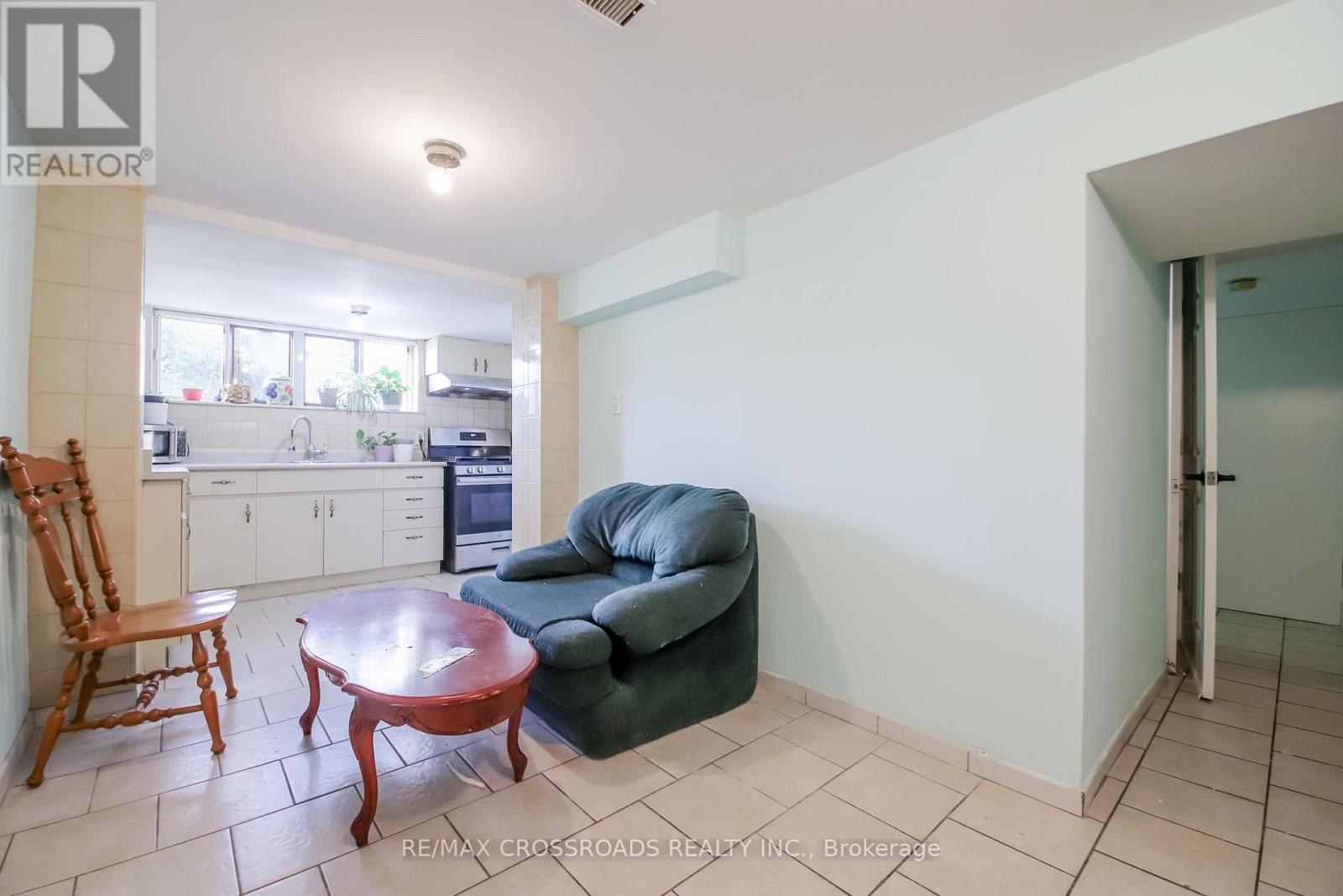 53 GILTSPUR DRIVE - 26