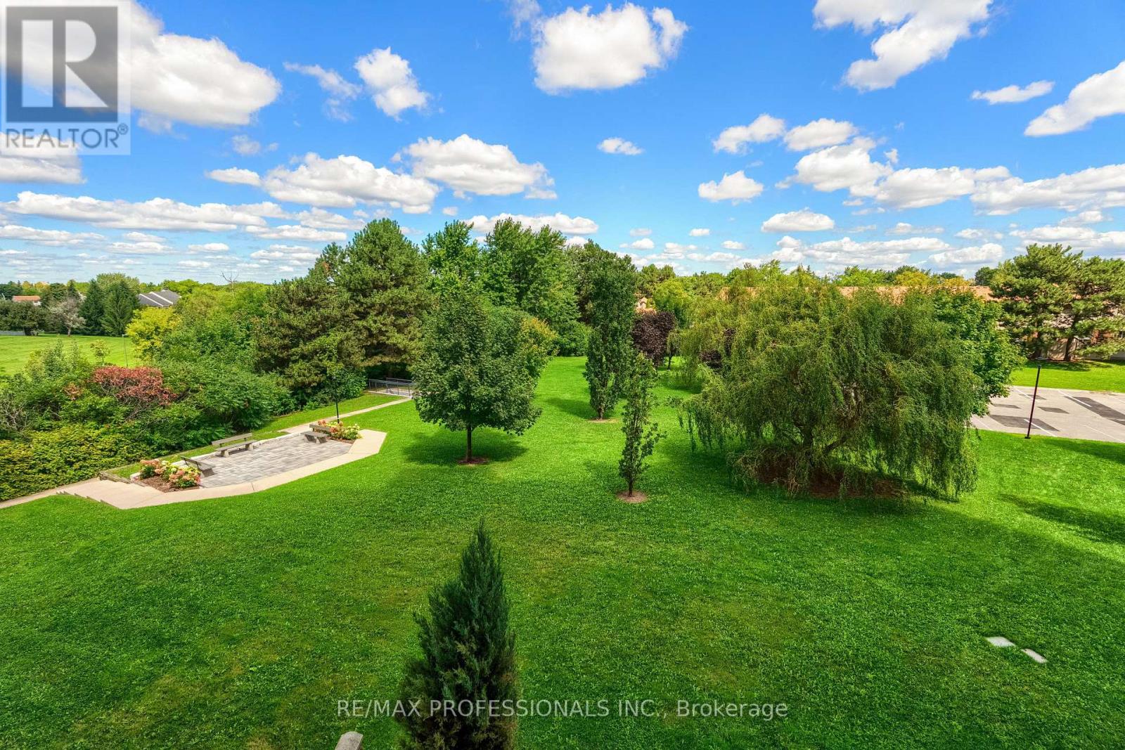 #705 2665 WINDWOOD DRIVE - Image 17