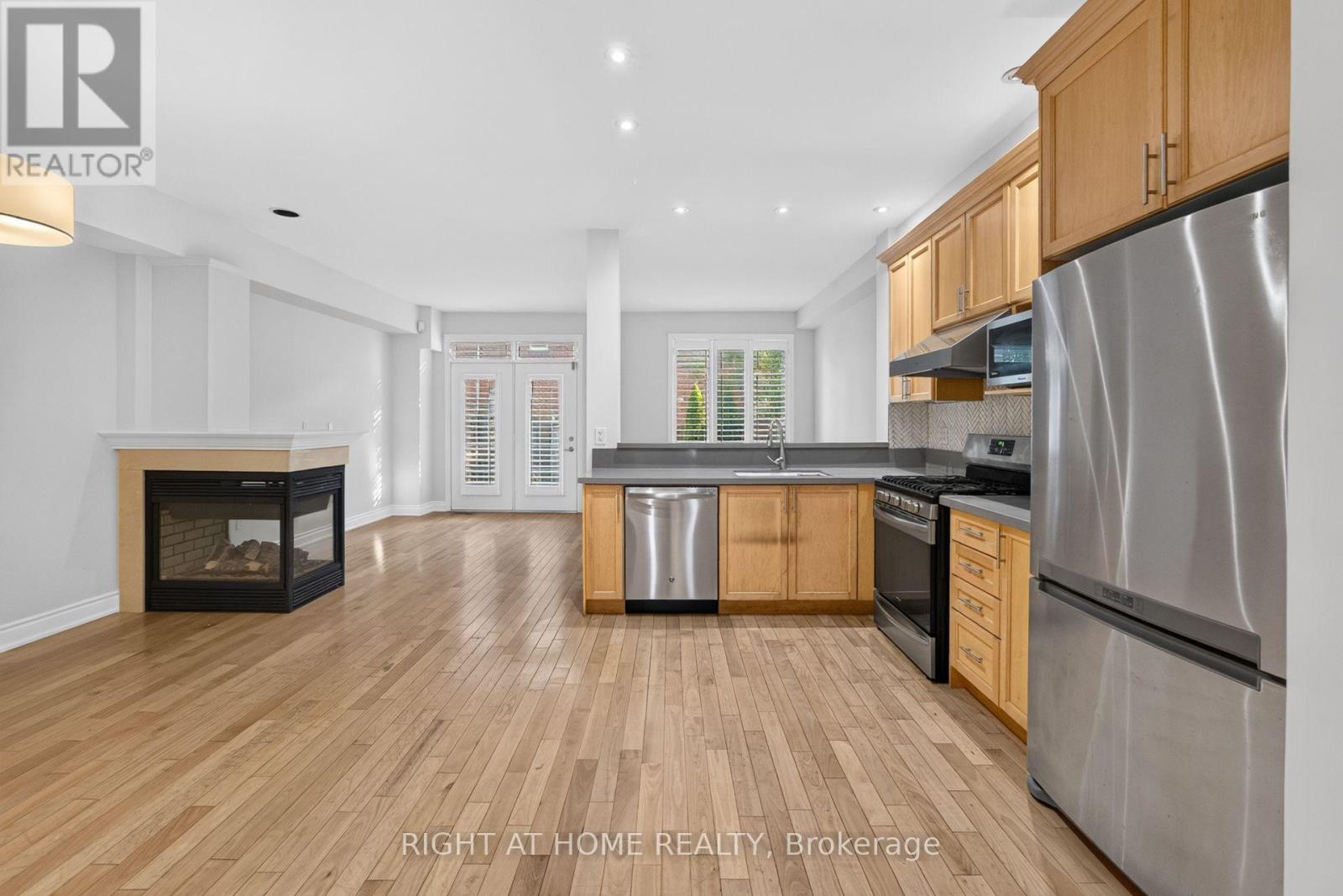 346 CREEK PATH AVENUE - 10