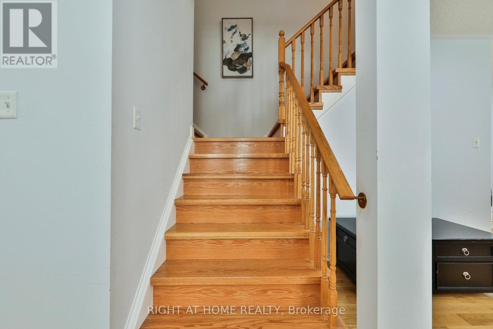 3 SILVERBELL COURT - 19