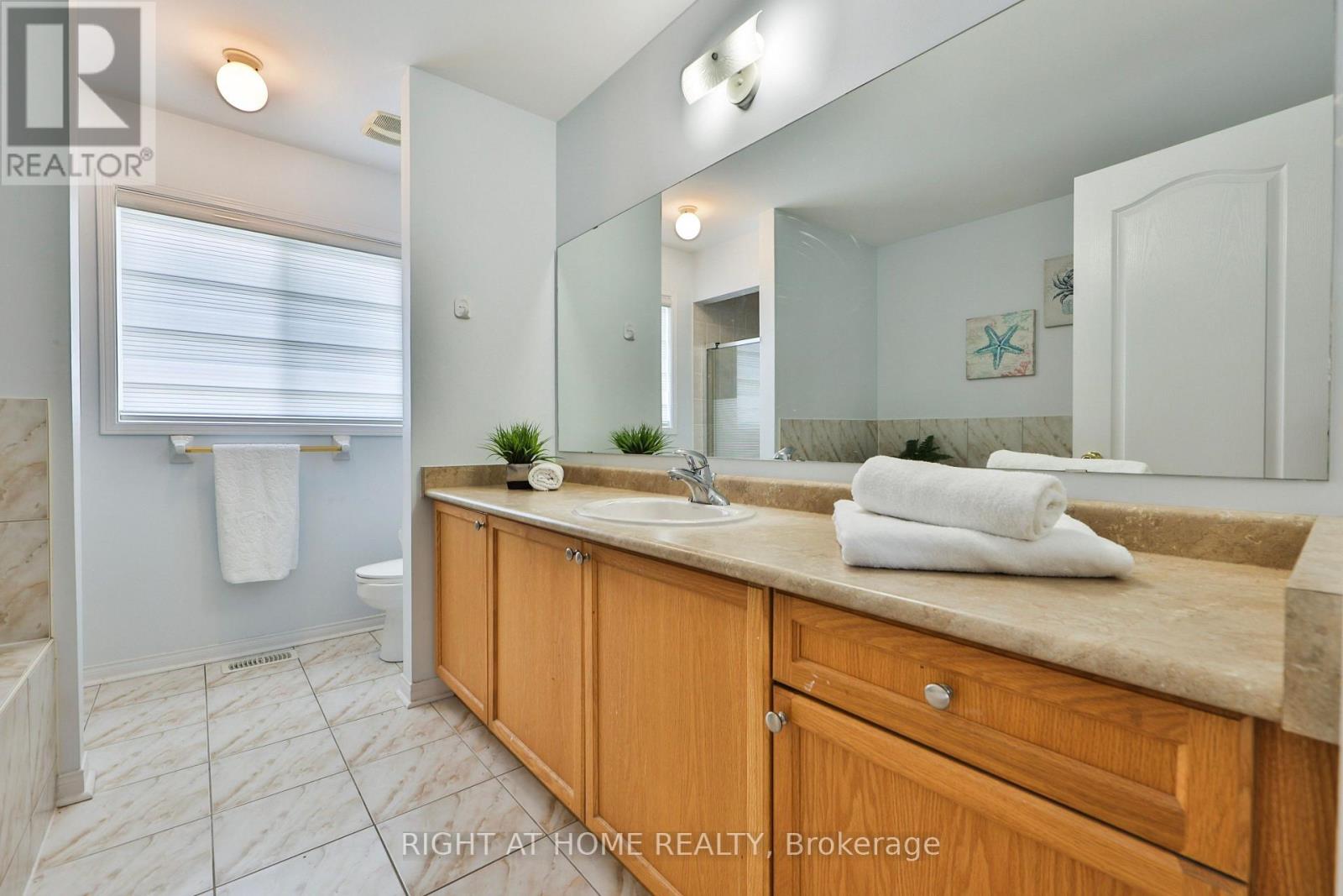 3 SILVERBELL COURT - 23